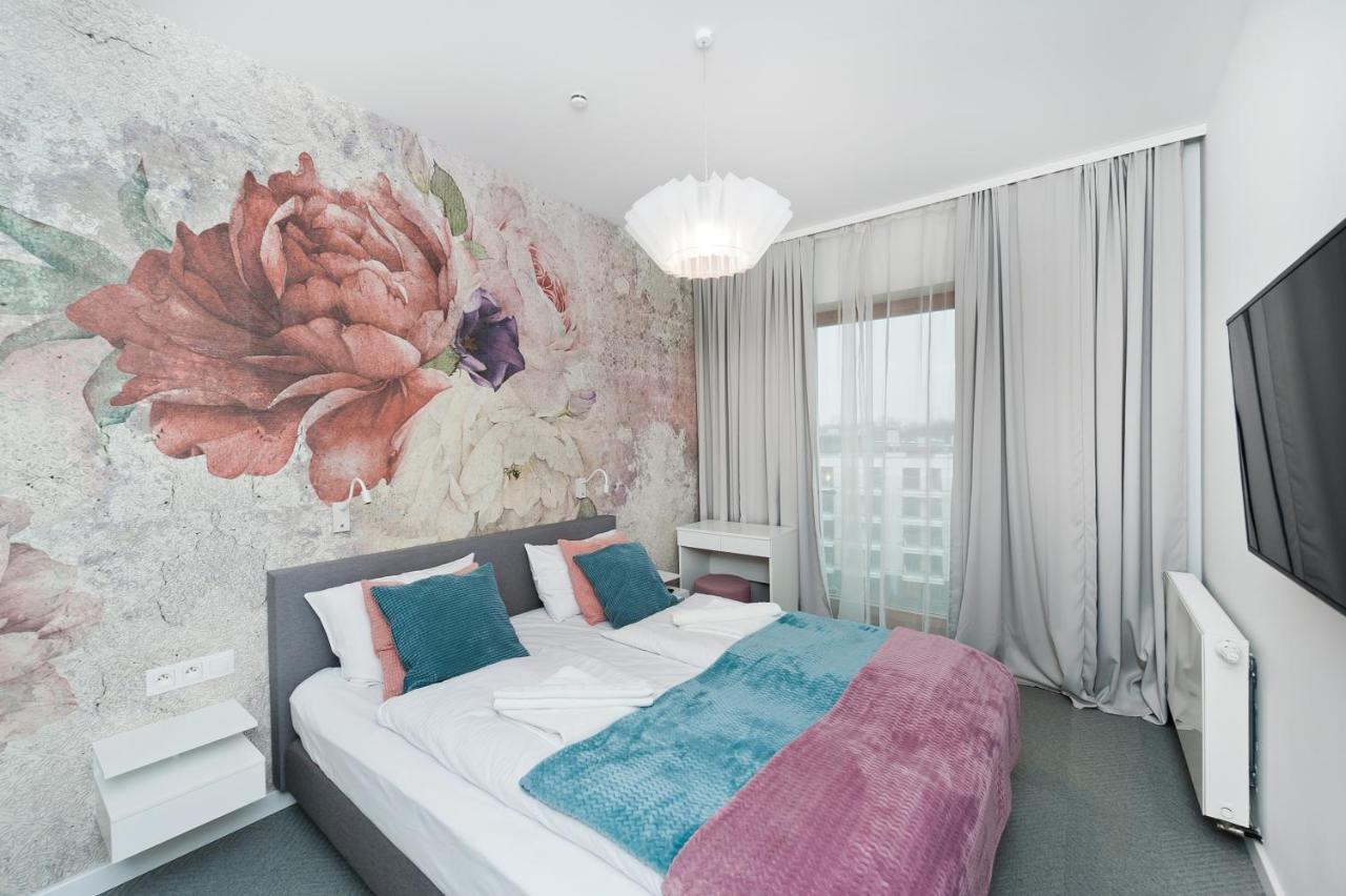 Premium In Novum City Center Near The Train Station By Sun & Snow Krasków Exterior foto